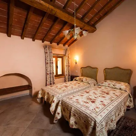 Il Pergolato * Serravalle